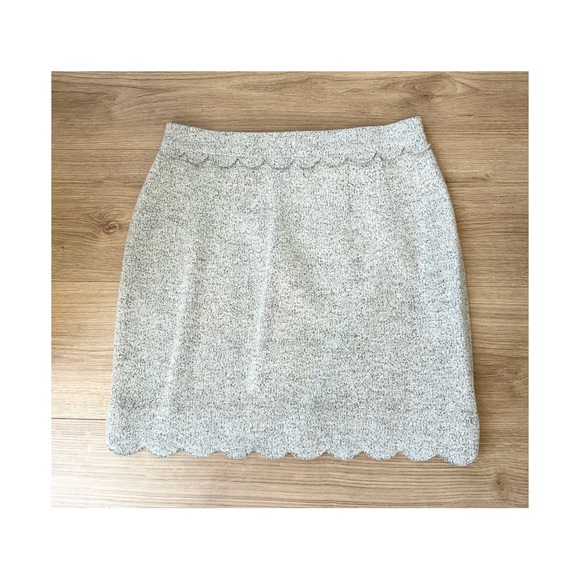 Club Monaco Light Gray Mini Skirt - Picture 6 of 6